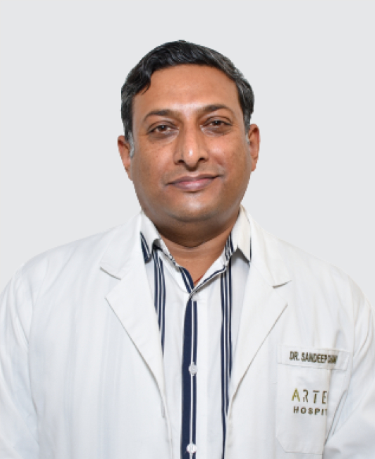 Dr. Sandeep Chauhan - Orthopaedic Surgery, Orthopaedics Doctor in Gurgaon, India
